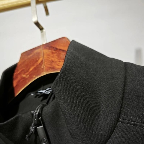 Bluza na zamek Giorgio Aramni