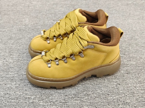 Buty Burberry