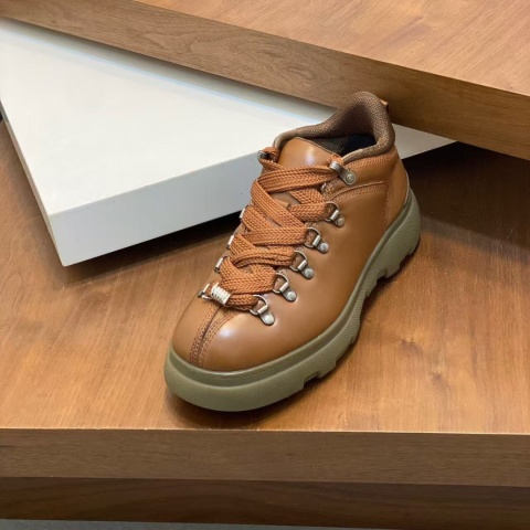 Buty Burberry