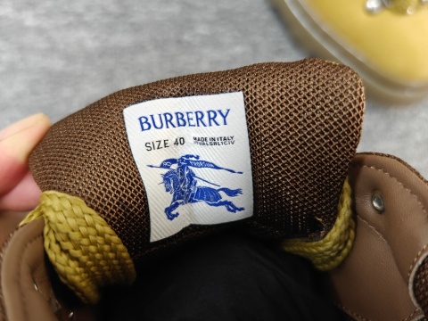 Buty Burberry