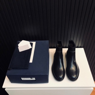 Buty wsuwane sztyblety Prada