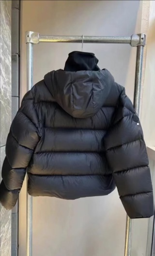 Kurtka męska puchowa Moncler