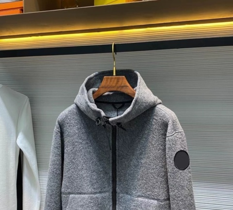 Bluza wełniana Canada Goose