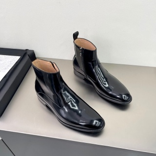 Buty wsuwane sztyblety Prada