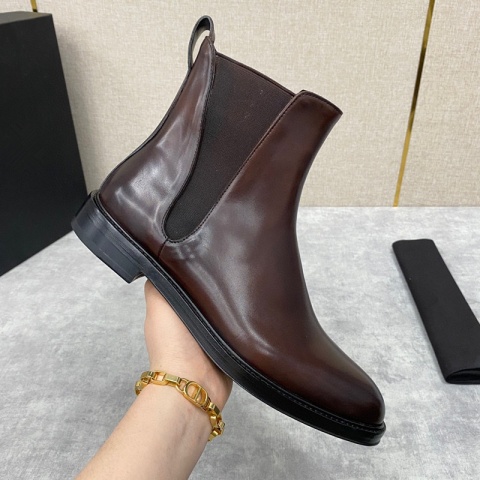 Buty wsuwane sztyblety