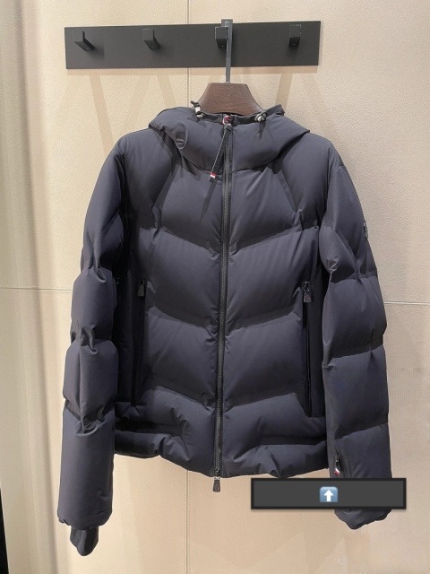 Kurtka zimowa Moncler