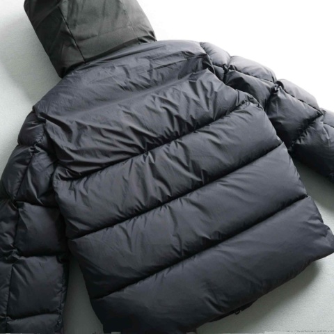 Kurtka męska puchowa Moncler